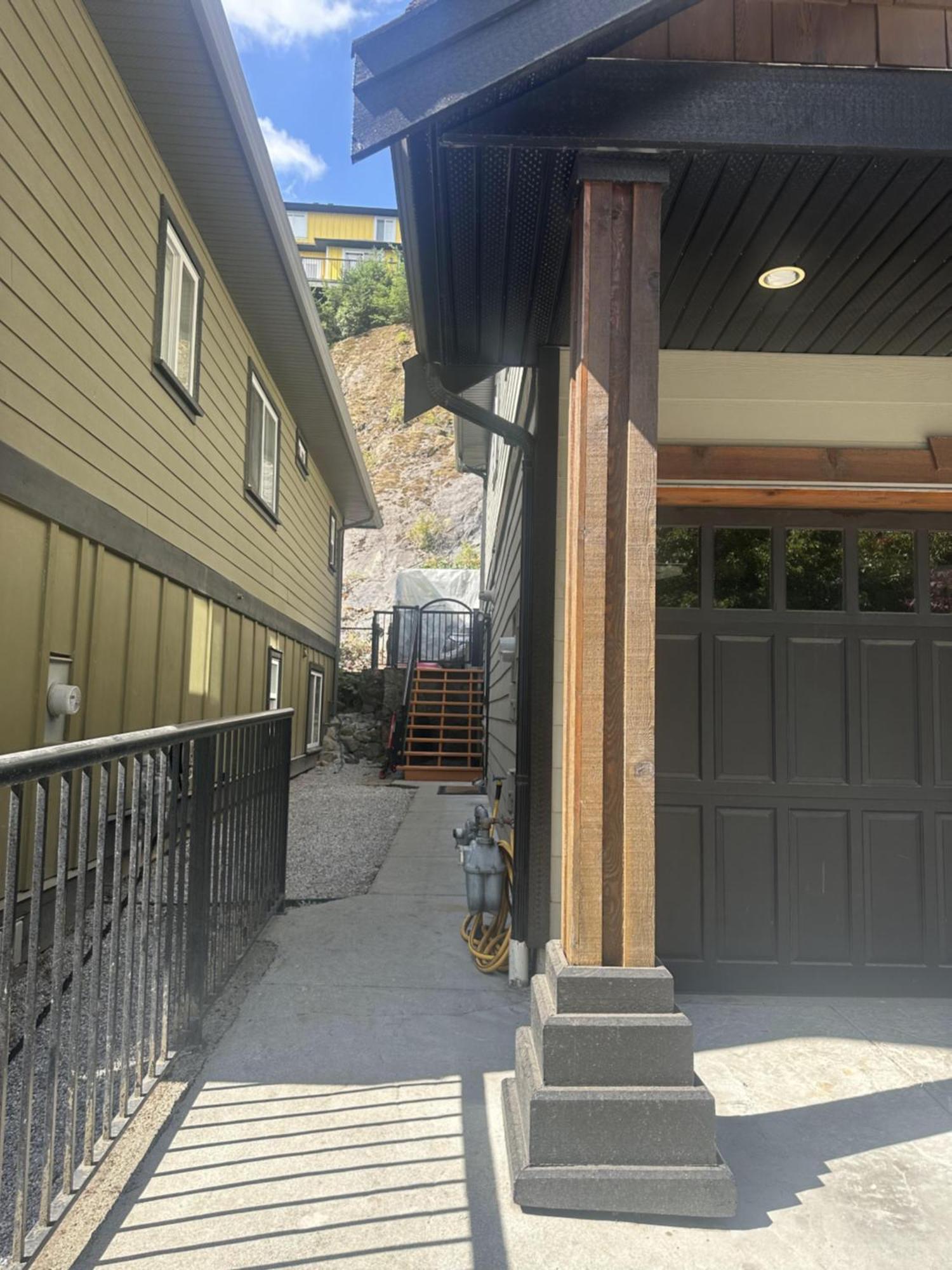 Separate Entry Sweet Home Victoria Extérieur photo